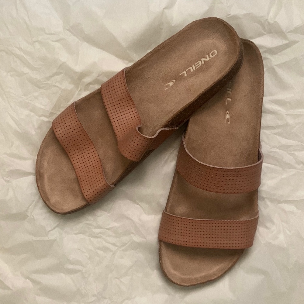 O’Neill slippers